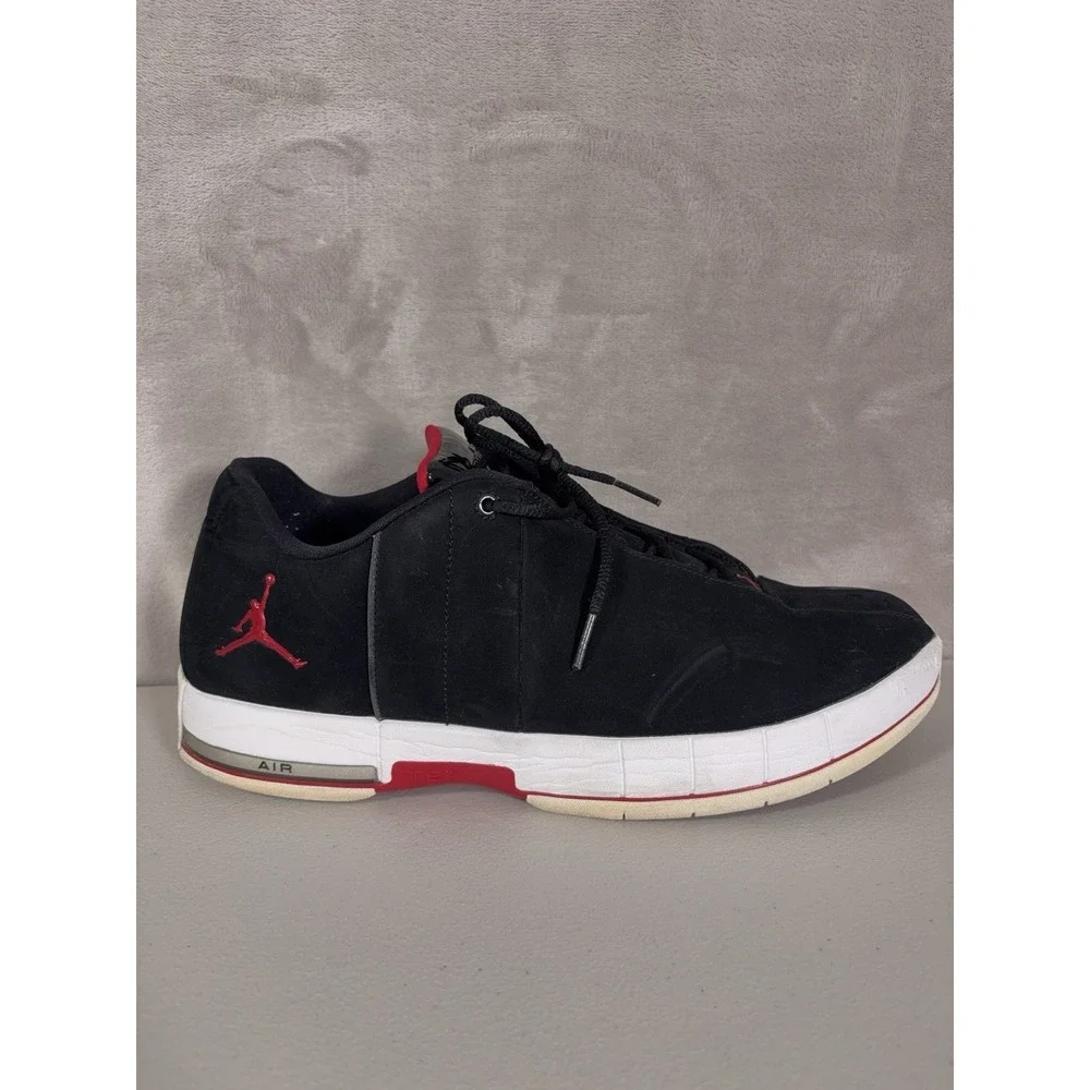 Jordan TE 2 Low Sneakers Mens 13 Black Red White A01696-001 Basketball Shoes